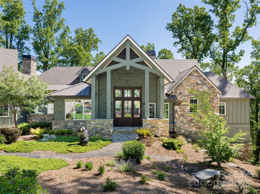 93 Pinchot Forest Drive, Asheville, NC 28803.  MLS# CAR4235748, YatesRealty ID 2461. 