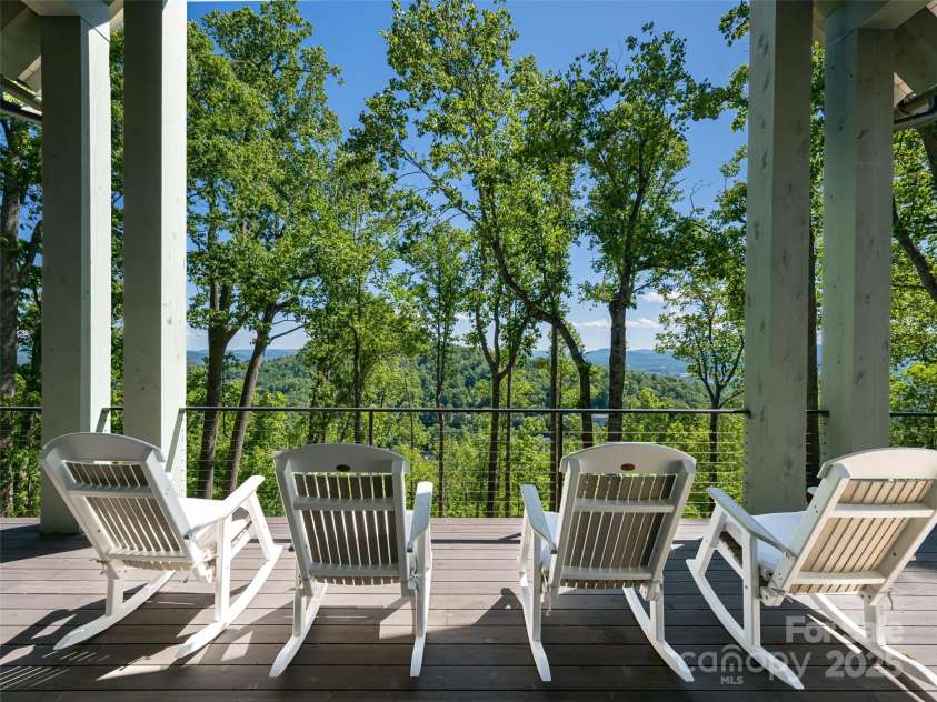 93 Pinchot Forest Drive, Asheville, NC 28803.  MLS# CAR4235748, YatesRealty ID 2461. 