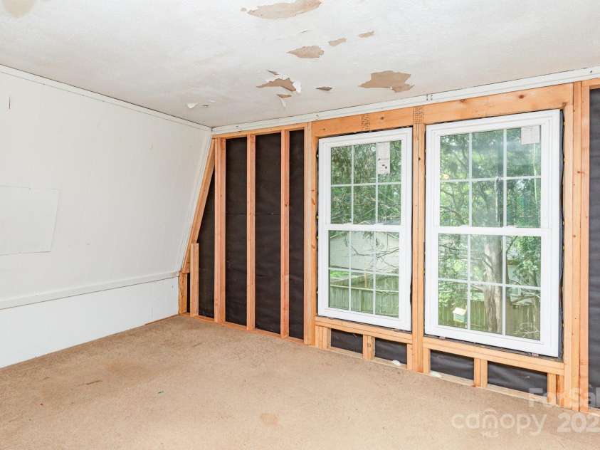 10 Cedarvilla Drive, Rock Hill, SC 29730.  MLS# CAR4264825, YatesRealty ID 24610. 