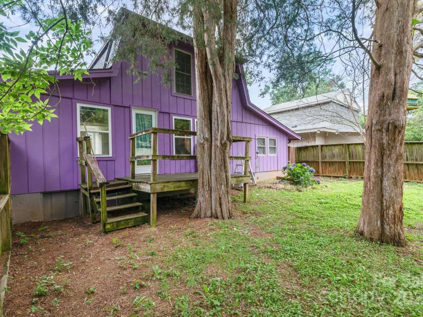 10 Cedarvilla Drive, Rock Hill, SC 29730.  MLS# CAR4264825, YatesRealty ID 24610. 