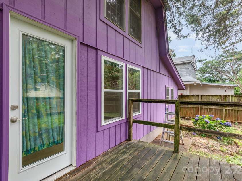 10 Cedarvilla Drive, Rock Hill, SC 29730.  MLS# CAR4264825, YatesRealty ID 24610. 