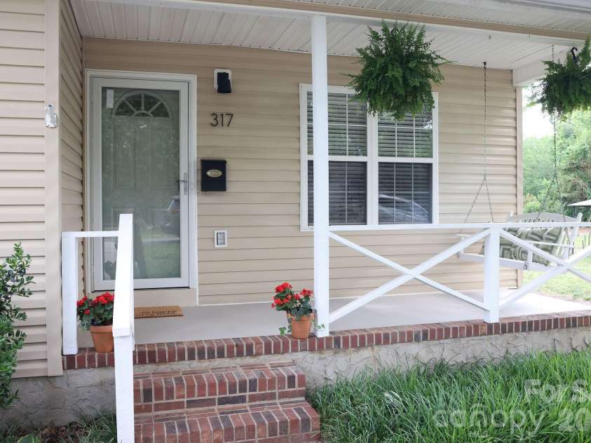 317 Devine Avenue, Belmont, NC 28012.  MLS# CAR4376938, YatesRealty ID 24610. Updated porch