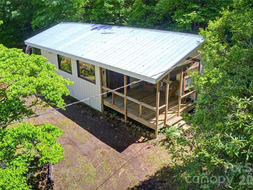 223 Little Cove Road, Sylva, NC 28779.  MLS# CAR4379078, YatesRealty ID 24613. 
