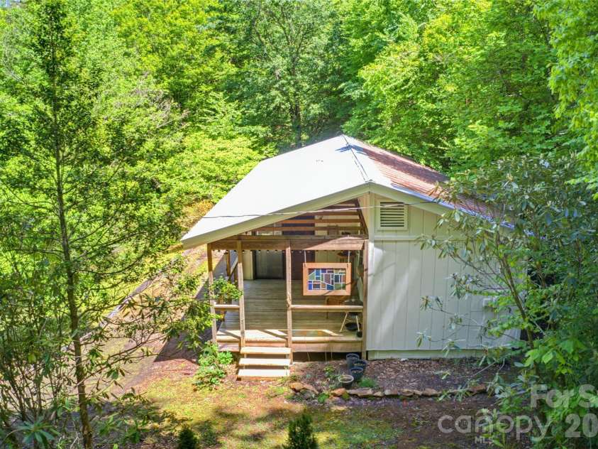 223 Little Cove Road, Sylva, NC 28779.  MLS# CAR4379078, YatesRealty ID 24613. 