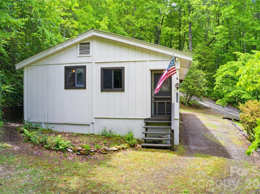 223 Little Cove Road, Sylva, NC 28779.  MLS# CAR4379078, YatesRealty ID 24613. 