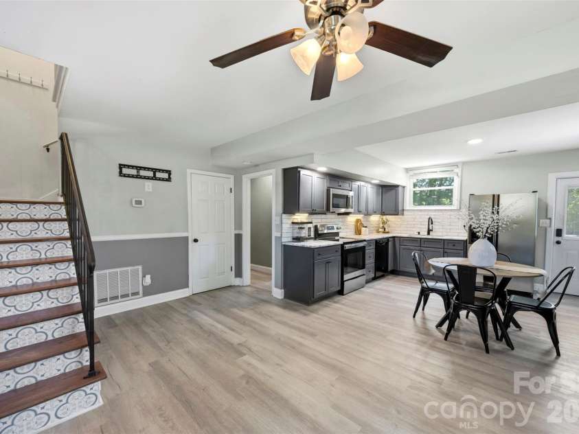 3806 Amsbury Road, Concord, NC 28025.  MLS# CAR4385108, YatesRealty ID 24614. 