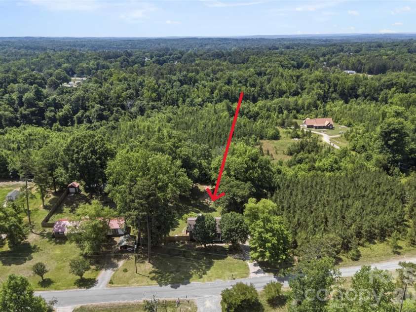 3806 Amsbury Road, Concord, NC 28025.  MLS# CAR4385108, YatesRealty ID 24614. 