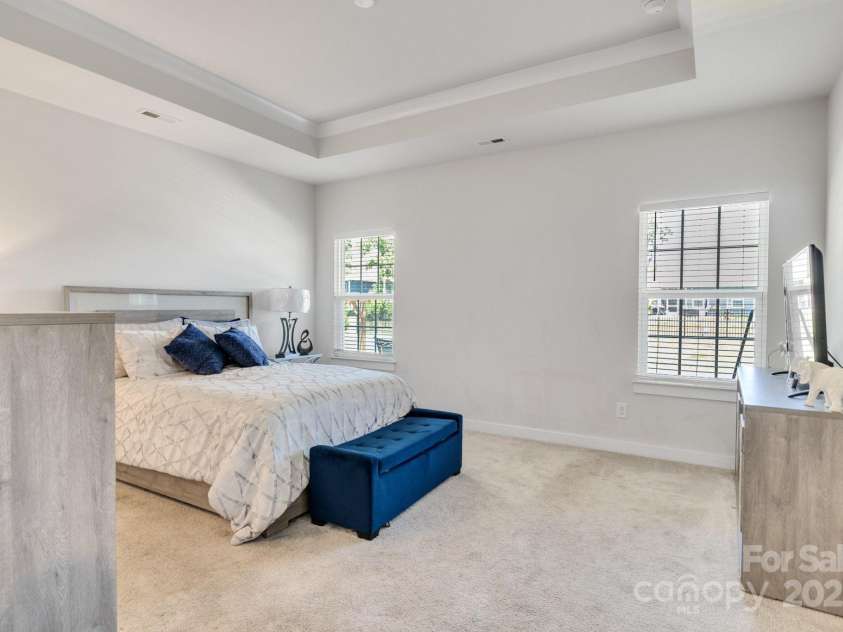 5112 Larewood Drive, Charlotte, NC 28215.  MLS# CAR4253213, YatesRealty ID 24615. 