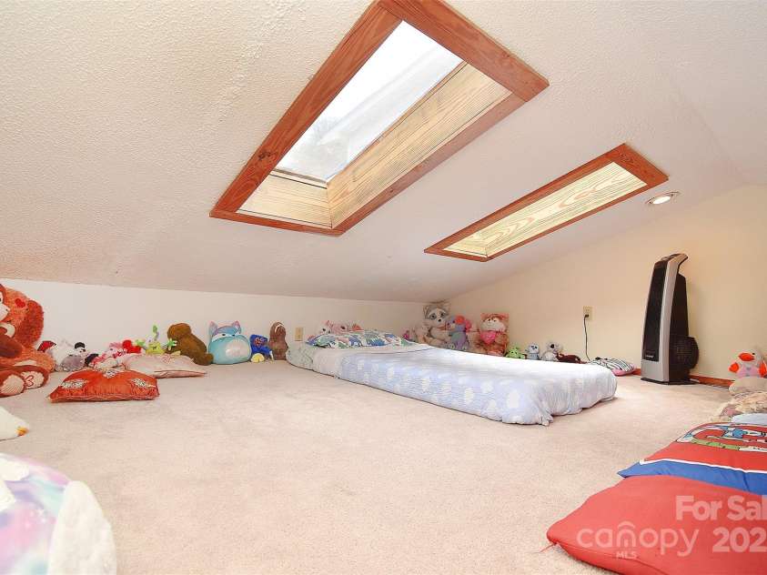 109 Larch Road, Salisbury, NC 28147.  MLS# CAR4262843, YatesRealty ID 24616. 