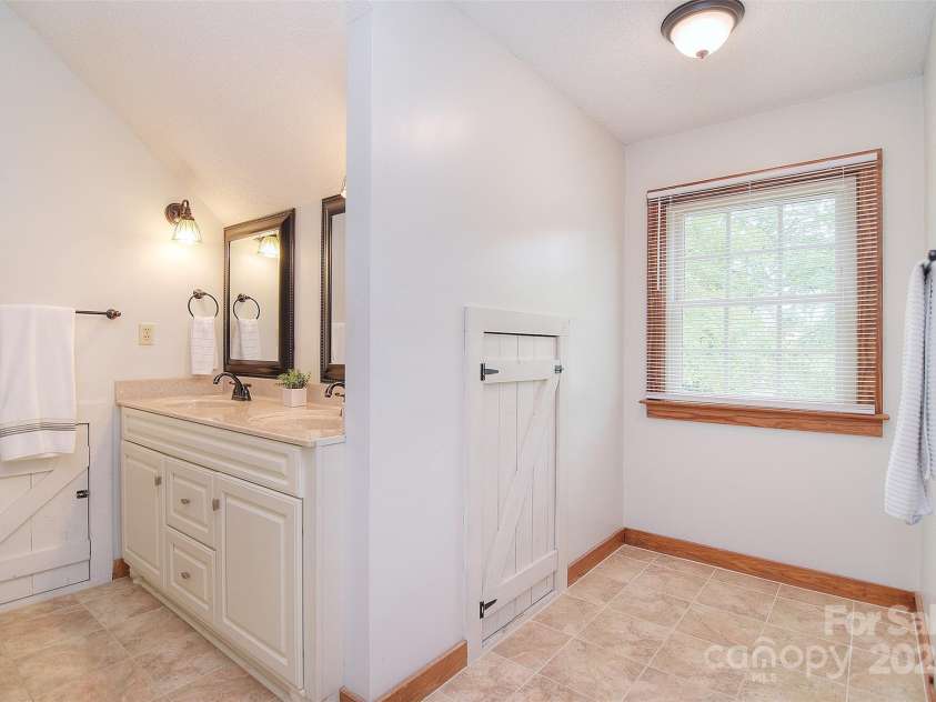 109 Larch Road, Salisbury, NC 28147.  MLS# CAR4262843, YatesRealty ID 24616. 