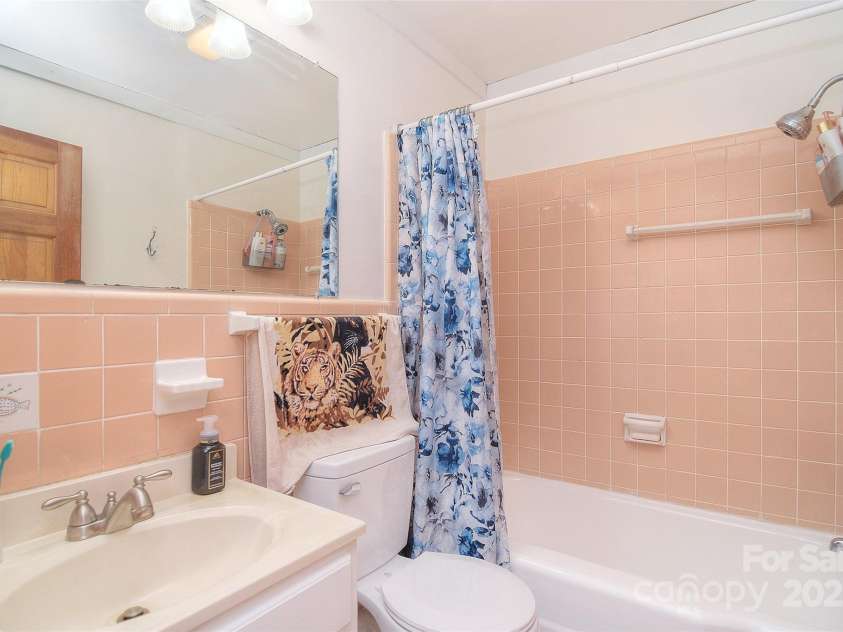 109 Larch Road, Salisbury, NC 28147.  MLS# CAR4262843, YatesRealty ID 24616. 