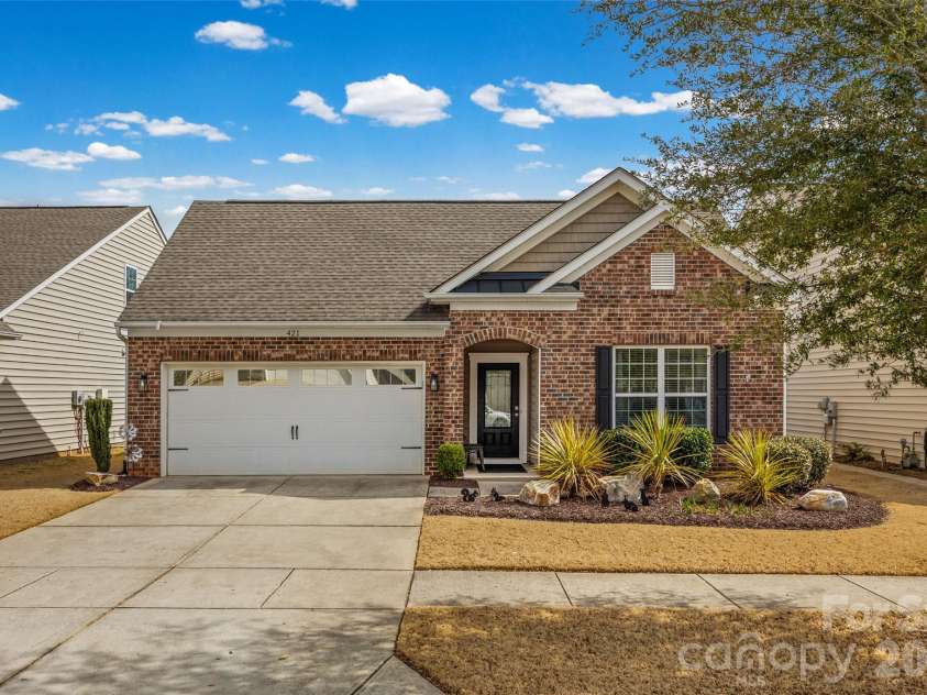421 Brier Knob Drive, Fort Mill, SC 29715.  MLS# CAR4350120, YatesRealty ID 24616. 