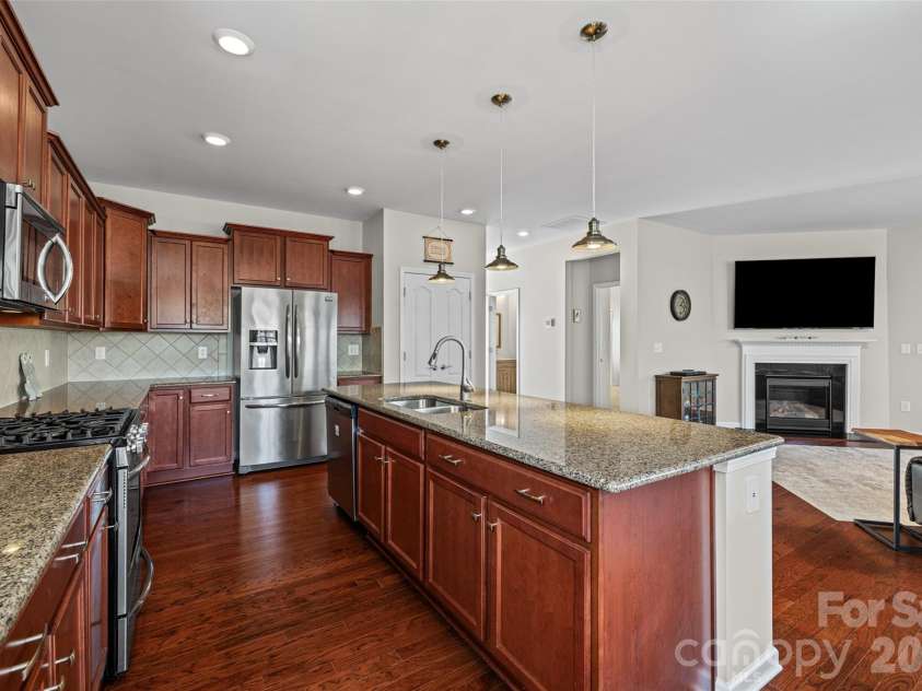 421 Brier Knob Drive, Fort Mill, SC 29715.  MLS# CAR4350120, YatesRealty ID 24616. 