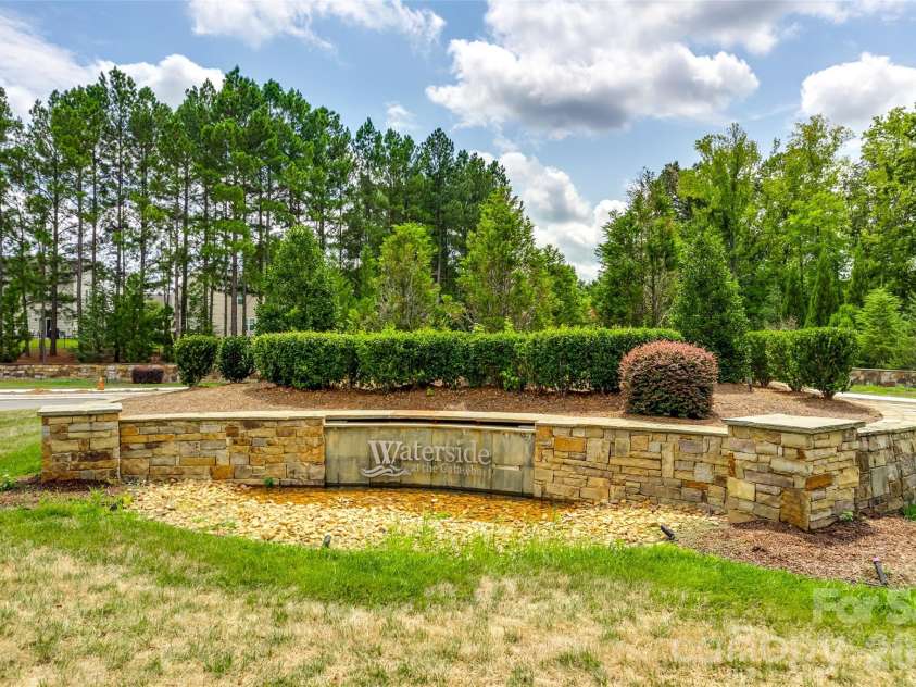 421 Brier Knob Drive, Fort Mill, SC 29715.  MLS# CAR4350120, YatesRealty ID 24616. 