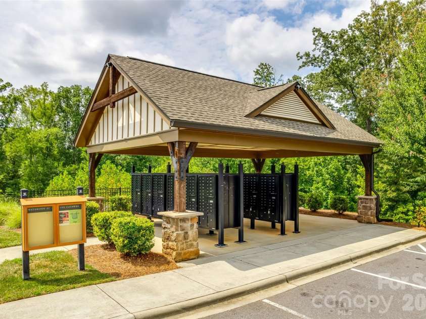 421 Brier Knob Drive, Fort Mill, SC 29715.  MLS# CAR4350120, YatesRealty ID 24616. 
