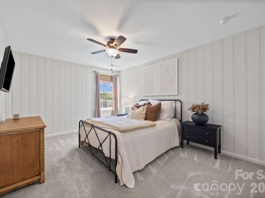 138 Lambeth Loop, Mooresville, NC 28115.  MLS# CAR4371351, YatesRealty ID 24617. 