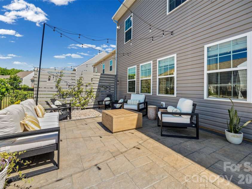 138 Lambeth Loop, Mooresville, NC 28115.  MLS# CAR4371351, YatesRealty ID 24617. 