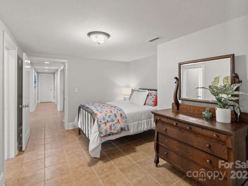 8915 Linden Grove Court, Sherrills Ford, NC 28673.  MLS# CAR4297901, YatesRealty ID 24617. Another Lower Bedroom