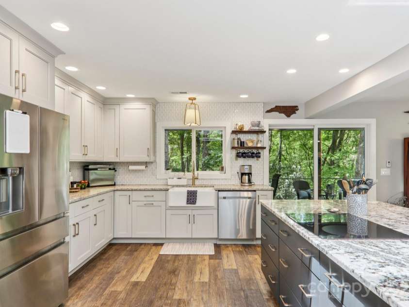 1184 Salola Lane, Brevard, NC 28712.  MLS# CAR4276792, YatesRealty ID 24618. 