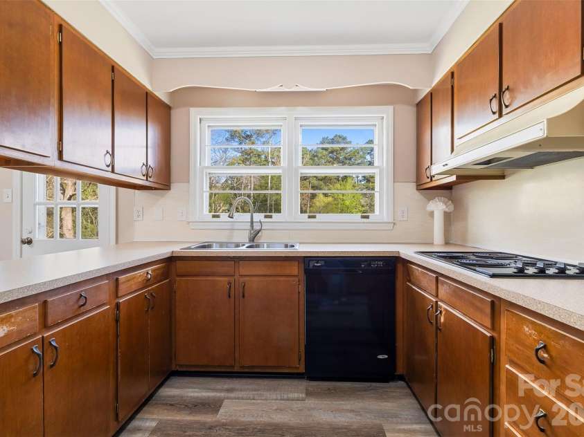 347 Red Fox Trail, Rock Hill, SC 29730.  MLS# CAR4363660, YatesRealty ID 24618. 
