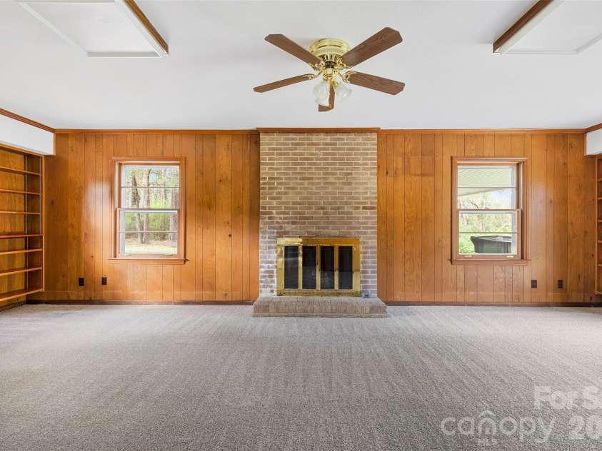 347 Red Fox Trail, Rock Hill, SC 29730.  MLS# CAR4363660, YatesRealty ID 24618. Lower level den