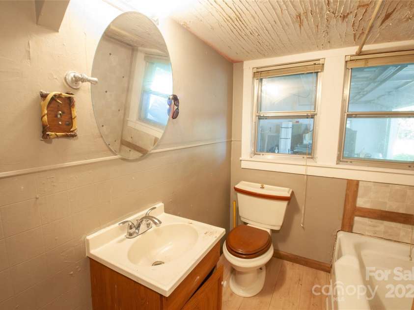 3220 Harmony Highway, Harmony, NC 28634.  MLS# CAR4271444, YatesRealty ID 24619. 