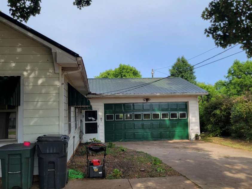 3220 Harmony Highway, Harmony, NC 28634.  MLS# CAR4271444, YatesRealty ID 24619. 