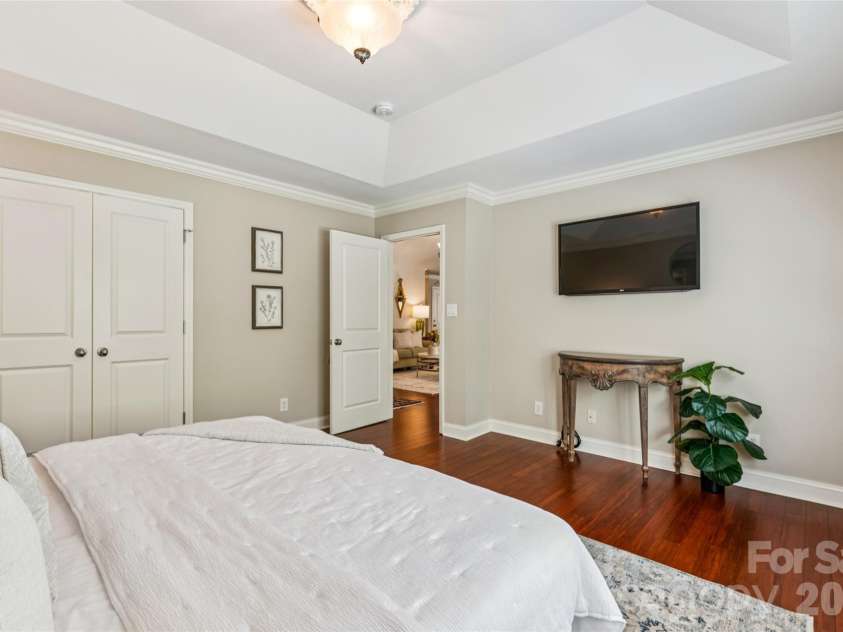 506 Hidden Creek Circle, Salisbury, NC 28147.  MLS# CAR4372810, YatesRealty ID 24619. Spacious primary bedroom