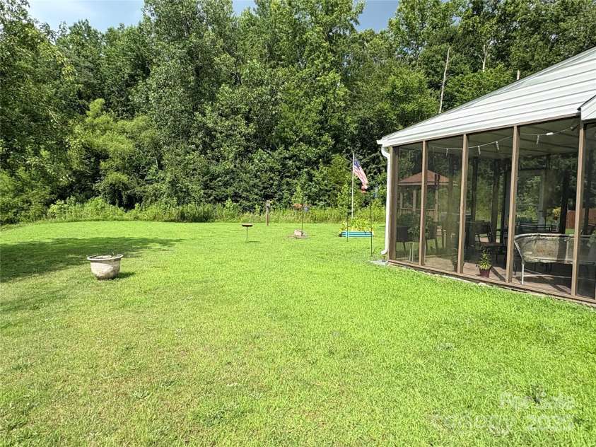 1412 Cold Creek Place, Huntersville, NC 28078.  MLS# CAR4275542, YatesRealty ID 24620. 