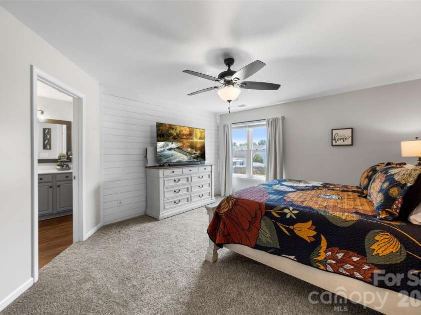 191 Pleasant Grove Lane, Mooresville, NC 28115.  MLS# CAR4384473, YatesRealty ID 24620. 