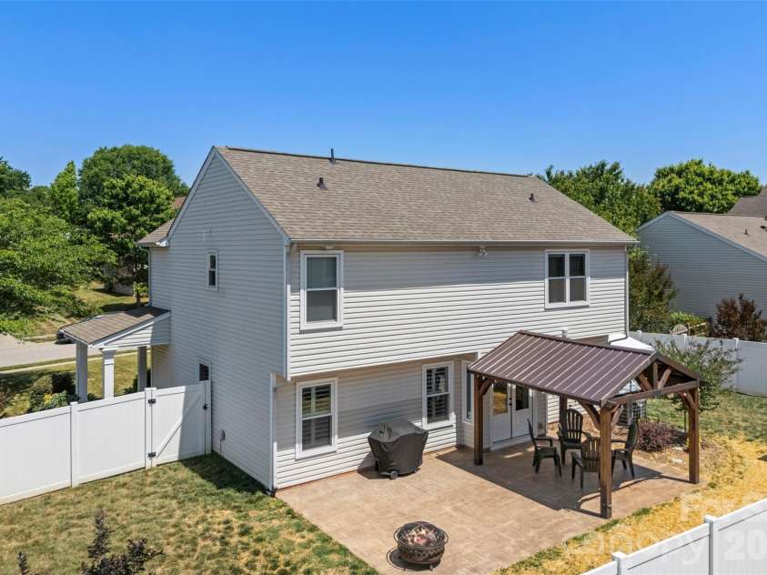 191 Pleasant Grove Lane, Mooresville, NC 28115.  MLS# CAR4384473, YatesRealty ID 24620. 