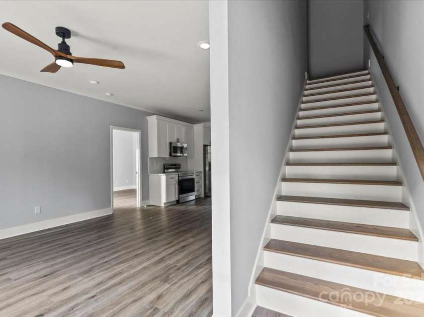 405 Broad Street, Salisbury, NC 28144.  MLS# CAR4276400, YatesRealty ID 24622. 