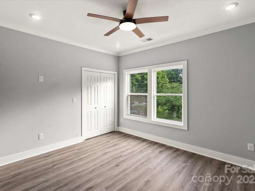 405 Broad Street, Salisbury, NC 28144.  MLS# CAR4276400, YatesRealty ID 24622. 