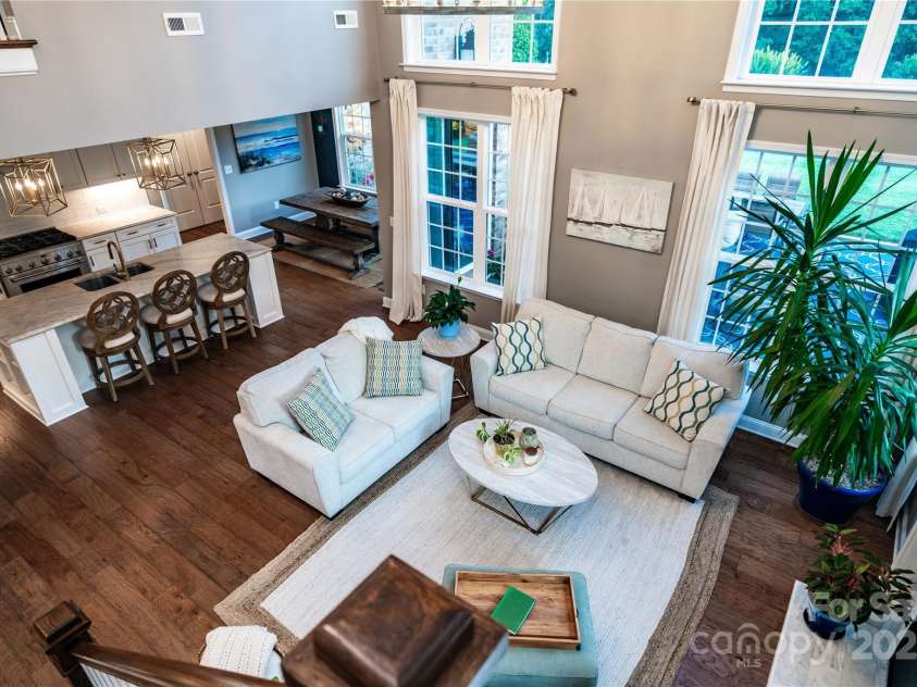 159 Holly Ridge Drive, Mooresville, NC 28115.  MLS# CAR4266521, YatesRealty ID 24623. Light and bright