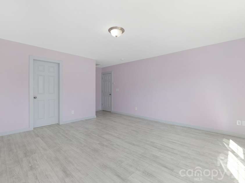 1612 Beleek Ridge Lane, Clover, SC 29710.  MLS# CAR4369680, YatesRealty ID 24625. 
