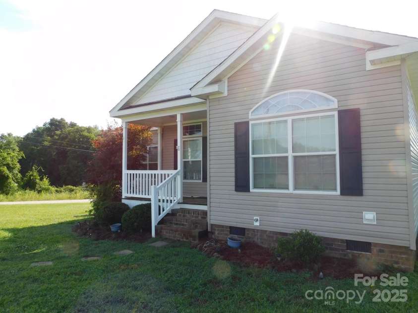 5054 Bonner Horton Road, Sharon, SC 29742.  MLS# CAR4277449, YatesRealty ID 24626. 