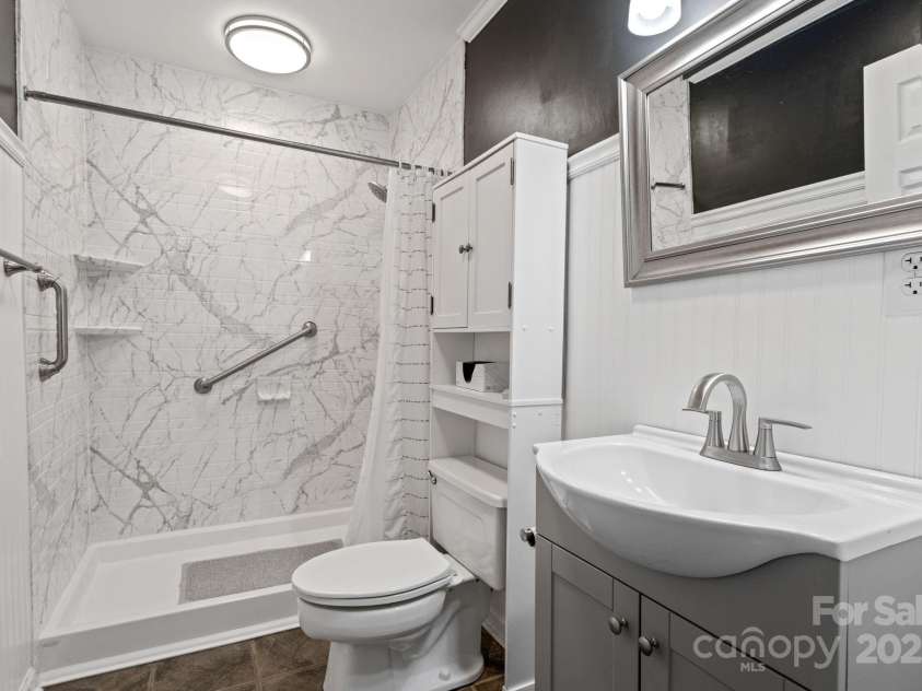 56 Cardinal Circle, Tryon, NC 28782.  MLS# CAR4273292, YatesRealty ID 24627. 