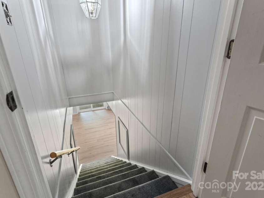 56 Cardinal Circle, Tryon, NC 28782.  MLS# CAR4273292, YatesRealty ID 24627. 