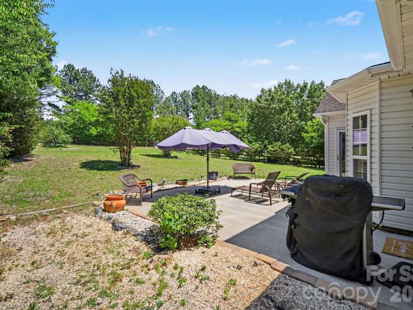 11539 Baystone Place, Concord, NC 28025.  MLS# CAR4382535, YatesRealty ID 24628. 