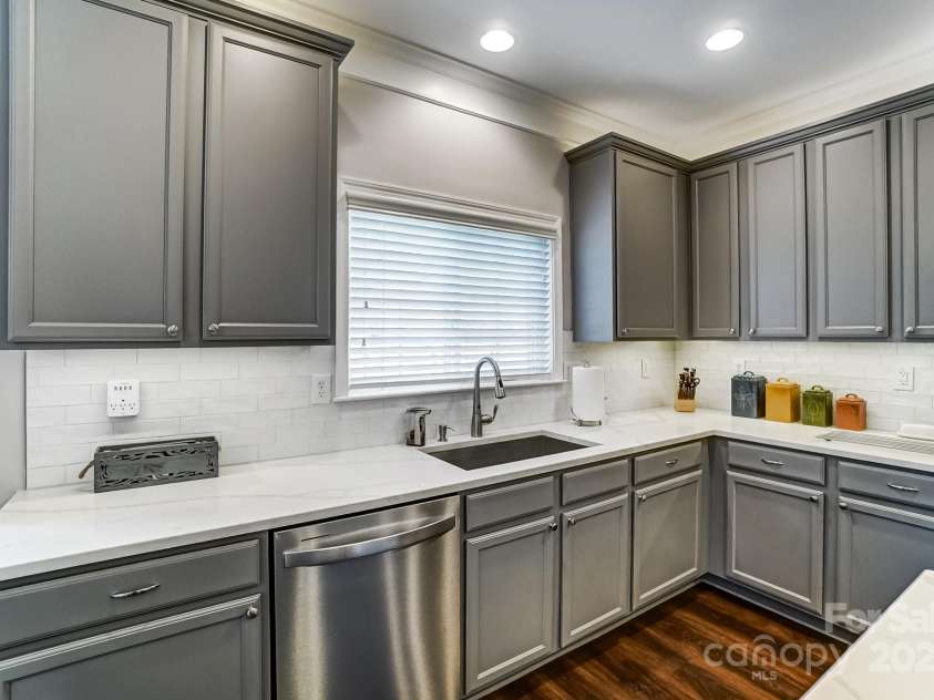 10436 Cullen Court, Charlotte, NC 28278.  MLS# CAR4228917, YatesRealty ID 2463. 