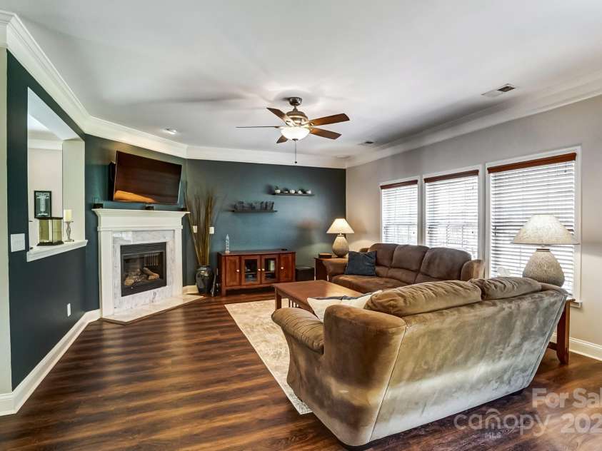 10436 Cullen Court, Charlotte, NC 28278.  MLS# CAR4228917, YatesRealty ID 2463. 