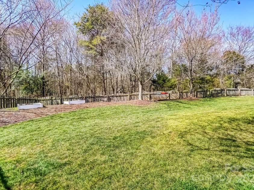 10436 Cullen Court, Charlotte, NC 28278.  MLS# CAR4228917, YatesRealty ID 2463. 