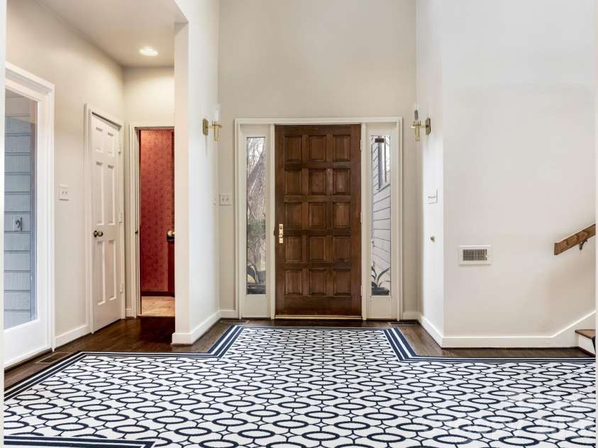 5101 Gorham Drive, Charlotte, NC 28226.  MLS# CAR4345507, YatesRealty ID 2463. 