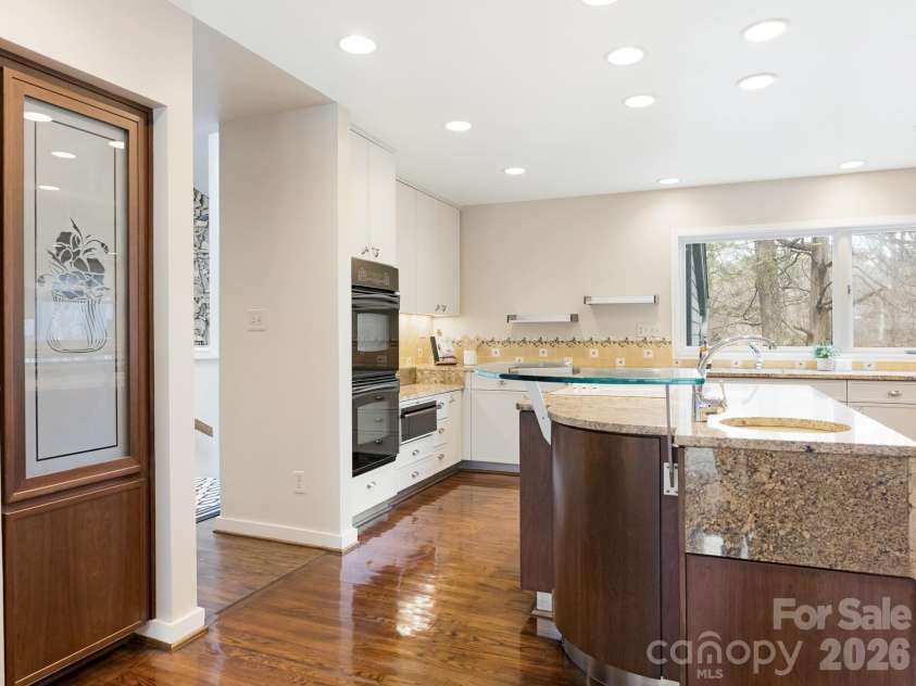 5101 Gorham Drive, Charlotte, NC 28226.  MLS# CAR4345507, YatesRealty ID 2463. 