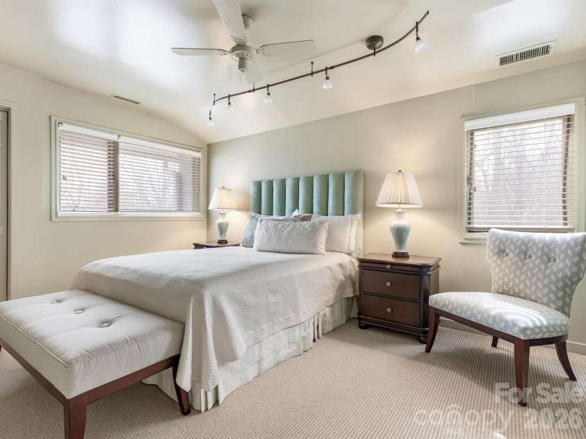 5101 Gorham Drive, Charlotte, NC 28226.  MLS# CAR4345507, YatesRealty ID 2463. 