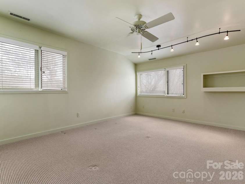 5101 Gorham Drive, Charlotte, NC 28226.  MLS# CAR4345507, YatesRealty ID 2463. 