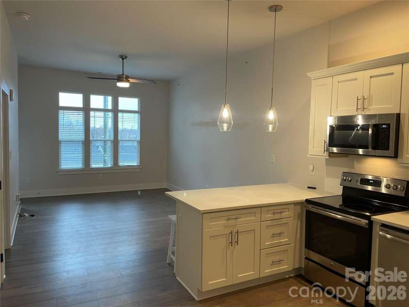 935 Mcalway Road, Charlotte, NC 28211.  MLS# CAR4337700, YatesRealty ID 2463. 