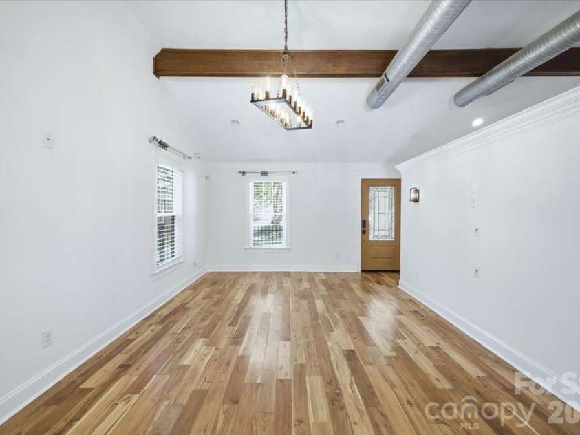 813 Walnut Avenue, Charlotte, NC 28208.  MLS# CAR4371546, YatesRealty ID 24631. 