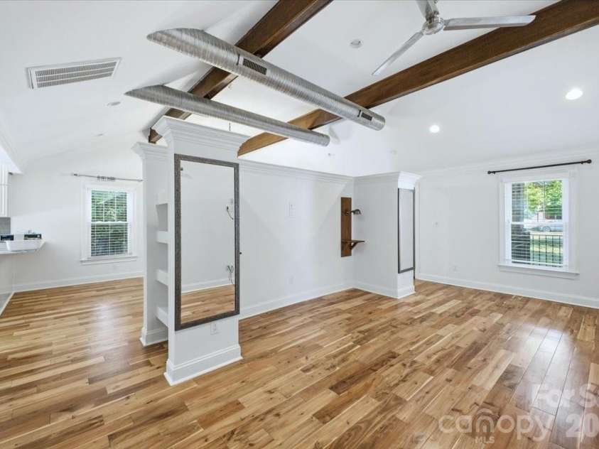 813 Walnut Avenue, Charlotte, NC 28208.  MLS# CAR4371546, YatesRealty ID 24631. 