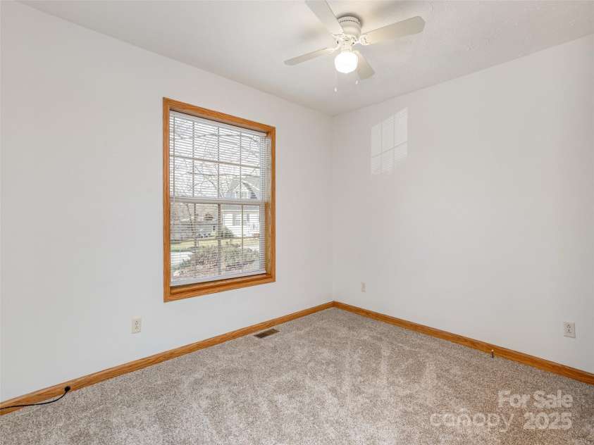 18 Philips Court, Fletcher, NC 28732.  MLS# CAR4223931, YatesRealty ID 24632. 